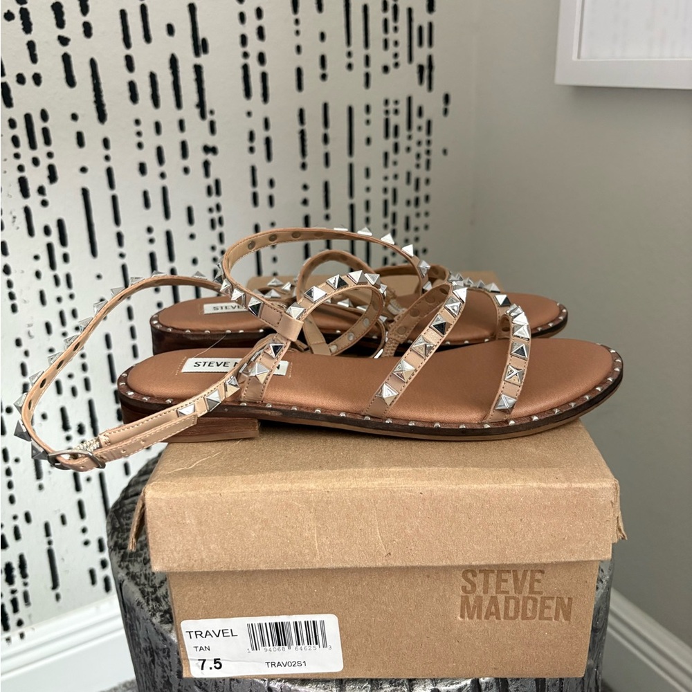 Steve Madden Brown Studded Sandals - Picture 4 of 7